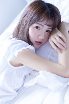孩童姿势
